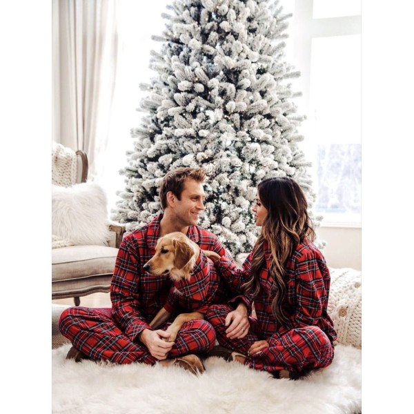 Set pijamale pentru cuplu din Satin Craciun cu vipusca rosie [1]