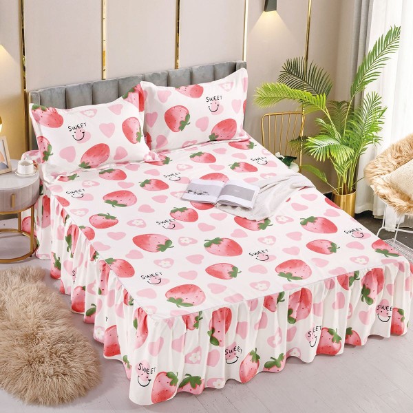Cearsaf cu volanase, Bumbac FINET, 180x200cm, 2 fete de perne 50x70cm, Jojo Home, Alb-Roz, capsune [1]