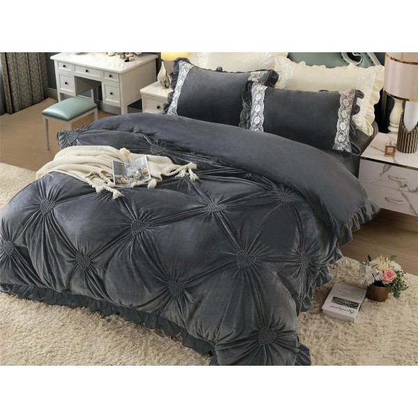 Lenjerie pat dublu, Catifea Deluxe, cu pliuri brodate, 4 piese, Jojo Home, Antracit [1]