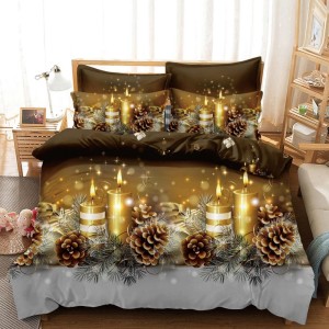 Lenjerie pat dublu, FINET, 6 piese, Craciun, Jojo Home, Auriu-Multicolor, lumanari, crengute de brad, conuri Lenjerie pat dublu, FINET, 6 piese, Craciun, Jojo Home, Auriu-Multicolor, lumanari, crengute de brad, conuri
