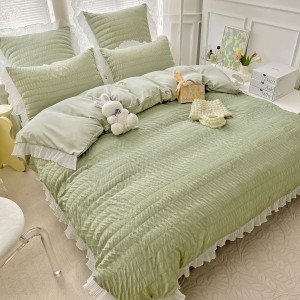 Lenjerie pat dublu,  Soft Touch CREPONAT DELUXE, 6 piese, Jojo Home, Verde