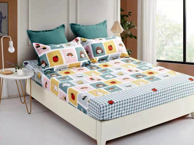 Cearsaf pat, cu ELASTIC, 180x200cm, 4 fete perna, Bumbac FINET, Alb-Multicolor, imprimeu divers