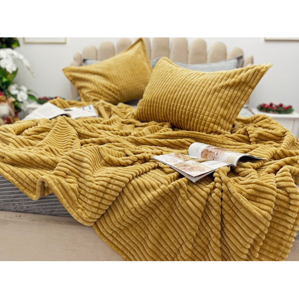 Set Patura groasa MERINOS tip cuvertura cu 2 fete de perna 50x70cm, Auriu [1]