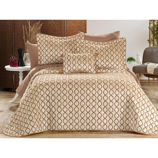 Set LUXURY 4 piese, Cuvertura Brodata Catifea, 2 fete de perna si o pernuta decor, BRILLANT Bej-Maro [1]