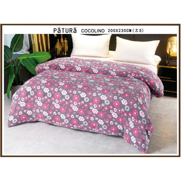 Patura pufoasa cocolino 200x230cm, 220gr, Gri-Roz, flori, inimioare [1]