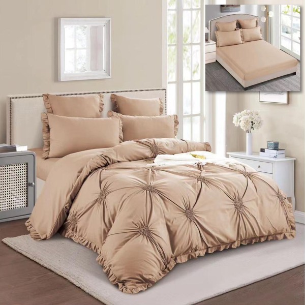 Lenjerie pat dublu,  Soft Touch, 6 piese, ELASTIC, cu VOLANASE si INIMIOARE BRODATE, Bej [1]