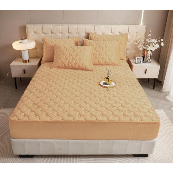 Husã matlasatã tip topper din catifea, 140x200cm + 2 fete de perna 50x70cm, camel [1]