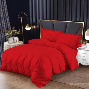 Lenjerie pat 140x200cm, cu Elastic, tip Damasc Finetat, 4 piese, Rosu