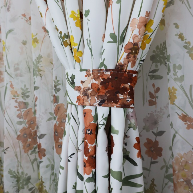 Draperie Satinata imprimata - LA COMANDA pe dimensiunile tale, flori de toamna