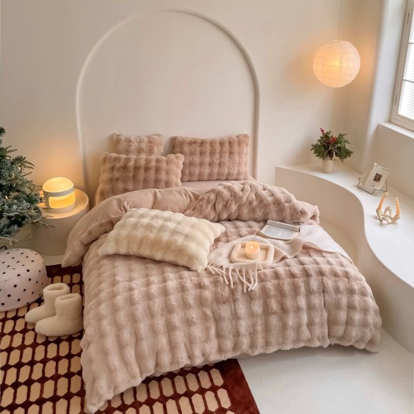 Lenjerie de Pat Dublu, ExtraPufoasa din Blăniță Artificială de Iepure, 4 piese, Bej – Confort Premium și Eleganță Absolută [1]