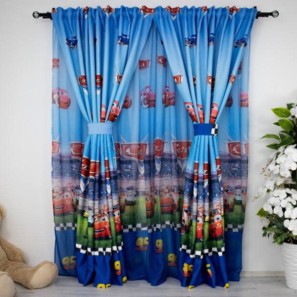 Set Perdea din Voal 3m latime x 2.45m inaltime si 2 bucati Draperie Satinata  1m latime x 2.45m inaltime, rejansa pt. sina, pentru copii, Cars [1]