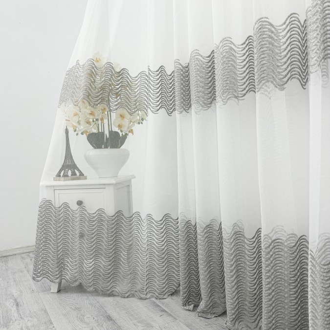 Perdea Waves din Tulle cu Broderie, Alb - Gr, latime 3m, inaltime 2,7m, cu rejansa pt sina