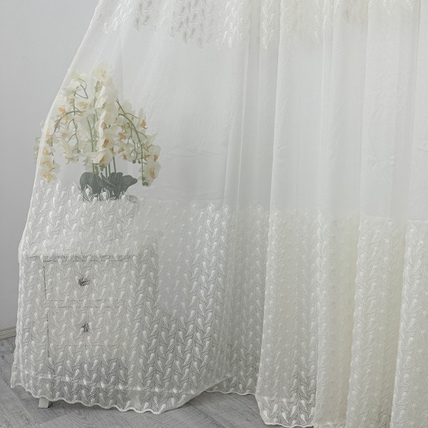 Perdea Jasmine din matase Brodata - 500cm x 232cm , Rejansa pt. bara, model cu frunze, Ivoire [1]