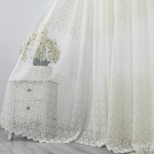 Perdea Florice tip IN cu Broderie, Ivoire, 140cm latime x 260cm inaltime, cu rejansa pt bara Perdea Florice tip IN cu Broderie, Ivoire, 140cm latime x 260cm inaltime, cu rejansa pt bara