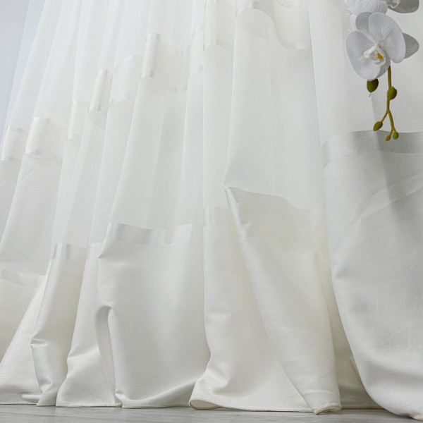 Perdea Diamond din Matase cu Banda Satinata, Ivoire, 140cm latime x 260cm inaltime, cu rejansa pt bara [1]