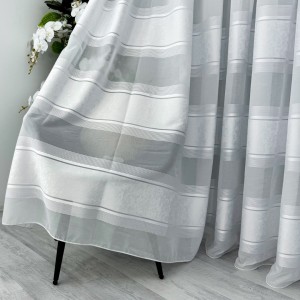 Perdea Cristal tip IN plin, Alb, model gheata, 140cm latime x 260cm inaltime, cu rejansa pt bara