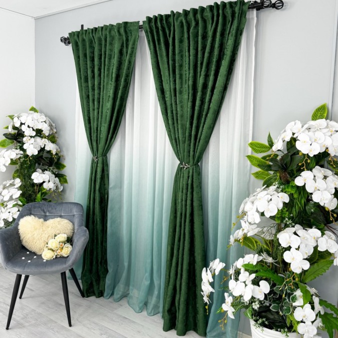 Set 2 draperii din Jacquard model Nisip, Verde Smarald, 2m latime x 232cm inaltime, cu rejansa pentru bara