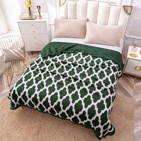 Patura CoCoLiNo cu blanita, tip Sherpa, model elegant, Verde - Alb [1]