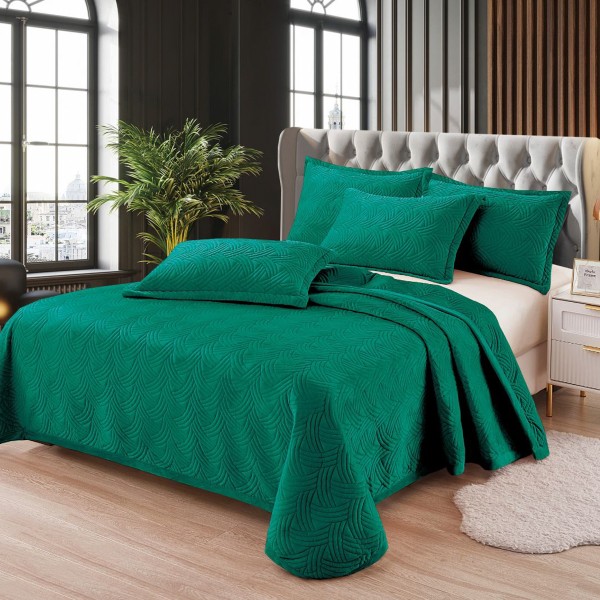 Cuvertura pat dublu, 3 piese, Catifea Matlasata 230x250cm + 2 fete de perne 50x70cm, verde smarald [1]