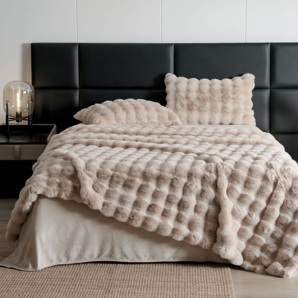 Lenjerie Luxury Pat Dublu, Jojo Home, ExtraPufoasa, din Blanita Artificiala tip Iepure, 6 piese, Cappuccino [1]