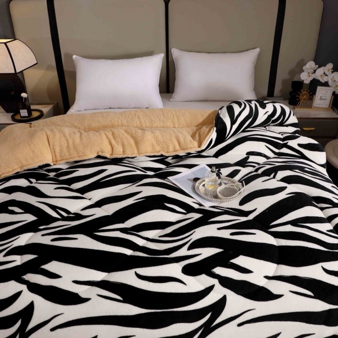  Pilota Cocolino cu Blăniță Bej Ultra Pufoasă, Matlasată, 200x230 cm – Căldură Instantă și Confort de Lux pentru Nopți Reci, Alb-Negru, Zebra