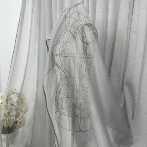 Perdea Monalisa din tulle si matase, gri argintiu, 140cm latime x 260cm inaltime, cu rejansa pt bara Perdea Monalisa din tulle si matase, gri argintiu, 140cm latime x 260cm inaltime, cu rejansa pt bara