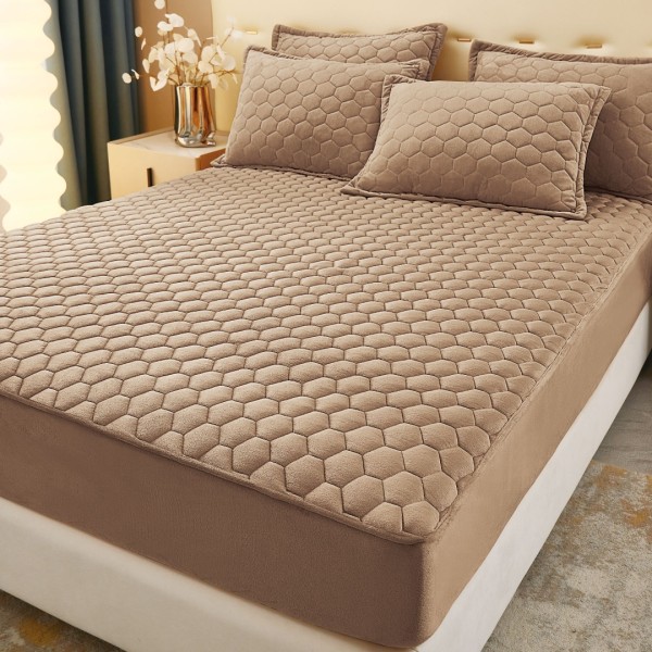 Husã matlasatã tip topper din catifea, 160x200cm + 2 fete de perna 50x70cm, cappuccino [1]