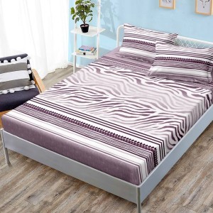 Cearsaf cu elastic, FINET, 180x200cm, 2 fete de perne 50x70cm, Mov, dungi