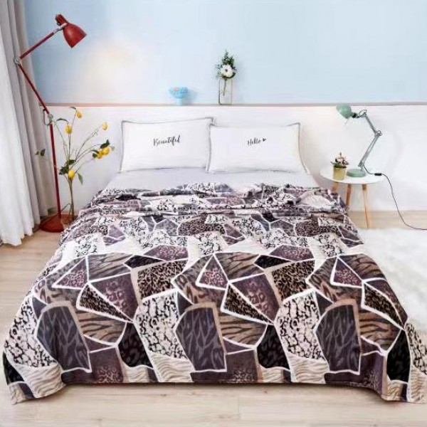 Patura pufoasa cocolino 200x230cm, 240gr, Maro, animal print [1]