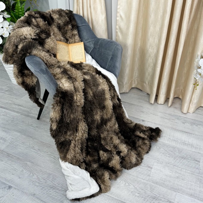 Patura Super Pufoasa CoCoLiNo, FLUFFY, cu blanita, 200x230cm, Maro-Negru degrade