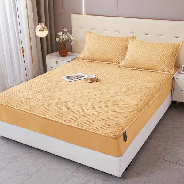 Husă Matlasată Tip Topper din Catifea 160x200cm, cu 2 Fețe de Pernă 50x70cm -  Somn Odihnitor și Susținere pentru Spate, Bej [1]