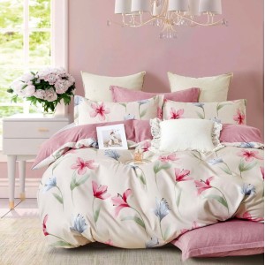 Lenjerie pat dublu cu ELASTIC, Finet, 6 piese, Crem-Roz, flori Lenjerie pat dublu cu ELASTIC, Finet, 6 piese, Crem-Roz, flori