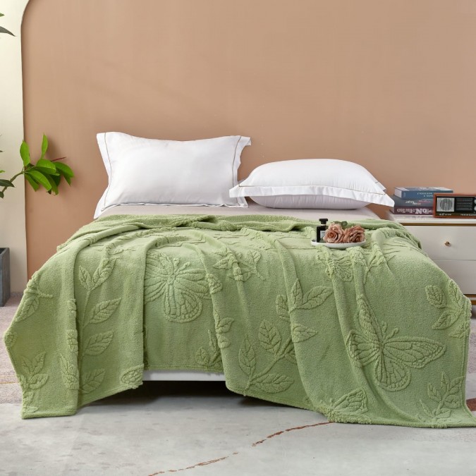 Patura CoCoLiNo model grofat cu model in relief 200x230cm verde fluturi