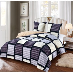 Pilota CoCoLiNo Frizzy cu blanita, matlasata, 200x230cm, cu fete de perna 60x60cm, Crem, Gri, patratele Pilota CoCoLiNo Frizzy cu blanita, matlasata, 200x230cm, cu fete de perna 60x60cm, Crem, Gri, patratele