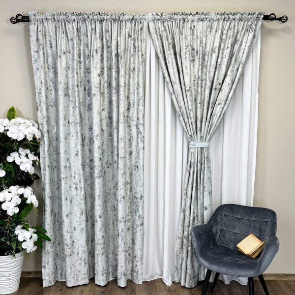 Draperie Catifea Asama cu insertii aurii, 140cm latime x 260cm înălțime, cu TIV LAT, Gri light - V6 [1]