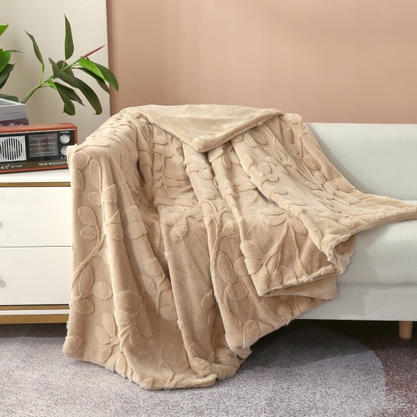 Patura CoCoLiNo ExtraPufoasa din Blanita artificiala de iepure, Gofrata, 200x230cm, model cu frunze, bej [1]