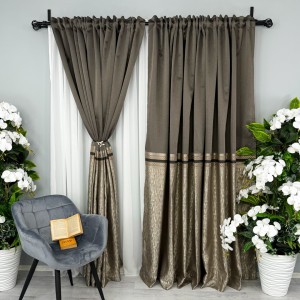 Set 2 Draperii Simplicity, tip panou 300cm x 232cm ,Rejansa pt. bara ,  Maro Set 2 Draperii Simplicity, tip panou 300cm x 232cm ,Rejansa pt. bara ,  Maro