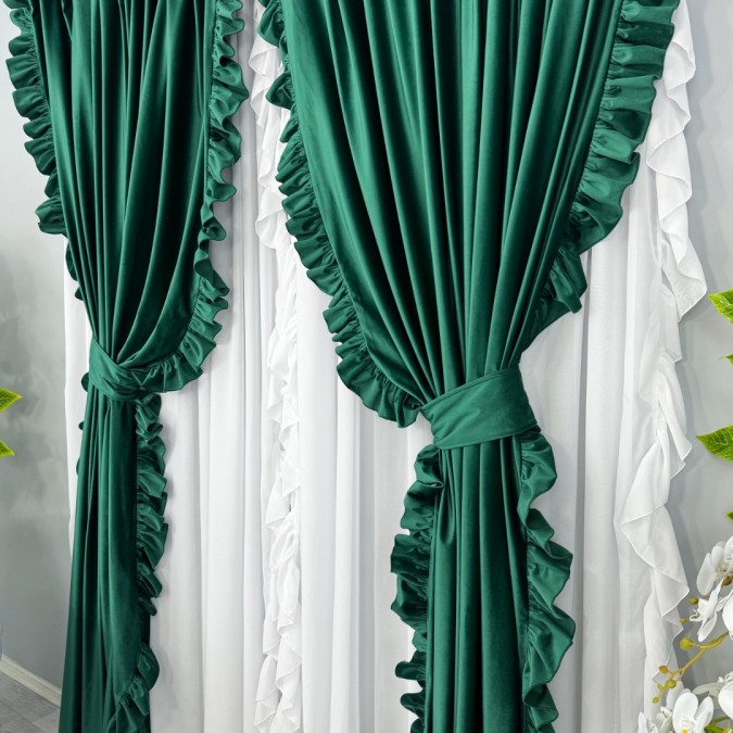 Draperie din catifea, cu volanase - LA COMANDA pe dimensiunile tale, verde smarald