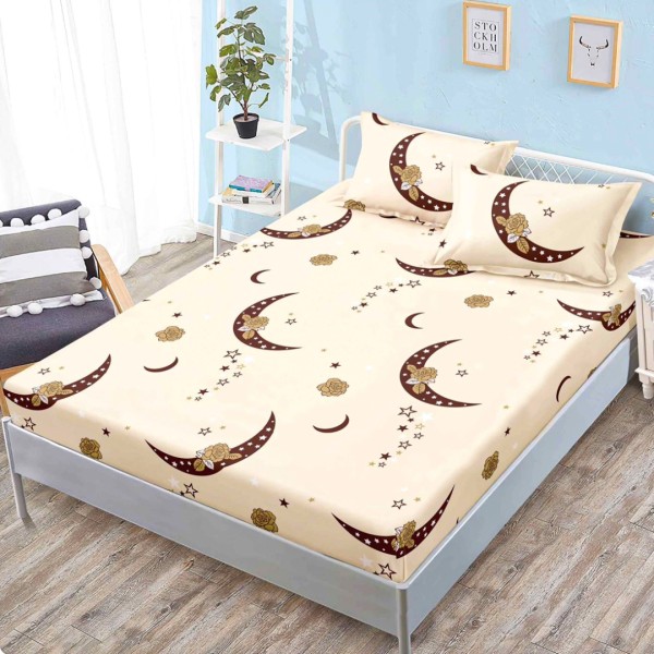 Cearsaf cu elastic, FINET, 160x200cm, 2 fete de perne 50x70cm, Crem, Maro, Luna si Stele – confort si eleganta pentru patul tau [1]