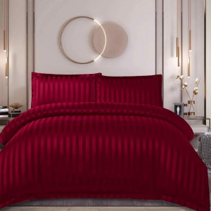 Lenjerie de Pat Dublu, HoReCa, 4 Piese tip Damasc Finetat - Lux, Confort și Întreținere Ușoară, Fără Călcare, Grena