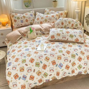 Lenjerie pat 140x200cm,  Soft Touch CREPONAT DELUXE, 4 piese, cu ELASTIC, Maro, ursuleti Lenjerie pat 140x200cm,  Soft Touch CREPONAT DELUXE, 4 piese, cu ELASTIC, Maro, ursuleti