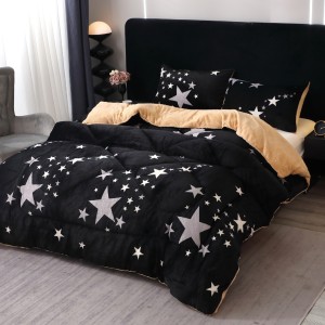 Pilota Cocolino cu blanita 200x230cm si 2 fete de perna 50x70cm, Negru, Stelute Pilota Cocolino cu blanita 200x230cm si 2 fete de perna 50x70cm, Negru, Stelute