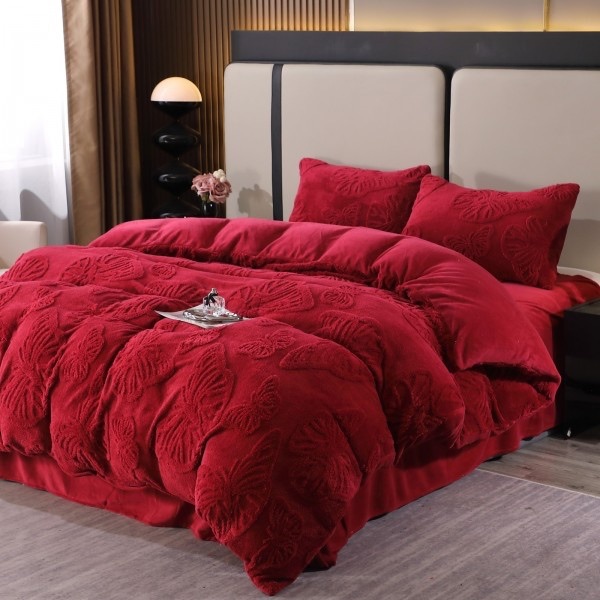 Lenjerie de Pat Dublu, Cocolino Ultra Pufoasă, 4 piese, cu Fluturi 3D – Somn Regal în Confort Absolut, Rosu, fluturi [1]