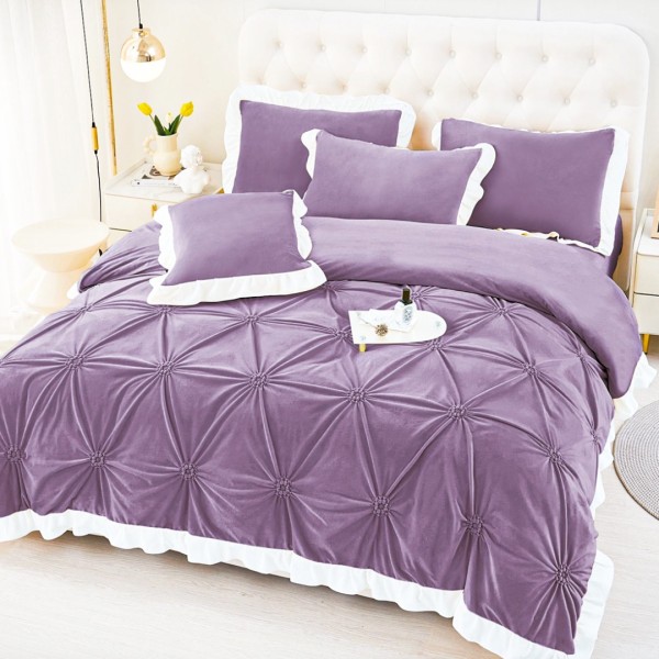 Lenjerie de pat Luxury Catifea Cocolino, cu pliuri brodate si volanase, lila [1]