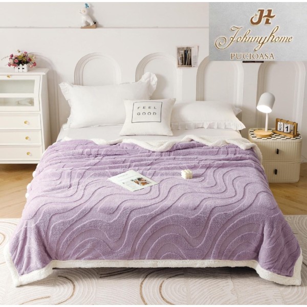 Pătură Super Soft Cocolino cu Blăniță, 200x230 cm – Eleganță și Căldură cu Model 3D în Relief, Valuri Elegante, Lila [1]