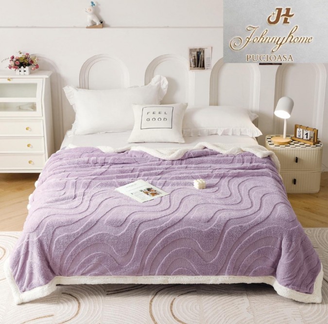 Pătură Super Soft Cocolino cu Blăniță, 200x230 cm – Eleganță și Căldură cu Model 3D în Relief, Valuri Elegante, Lila