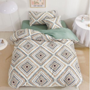 Lenjerie pat 140x200cm, FINET, 4 piese, cu ELASTIC, Verde, romburi Lenjerie pat 140x200cm, FINET, 4 piese, cu ELASTIC, Verde, romburi