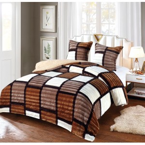 Pilota CoCoLiNo Frizzy cu blanita, matlasata, 200x230cm, cu fete de perna 60x60cm, Crem, Maro, patratele