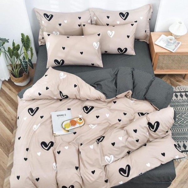 Lenjerie pat dublu cu Elastic (160x200cm si 180x200cm), bumbac satinat, Bej, inimioare [1]