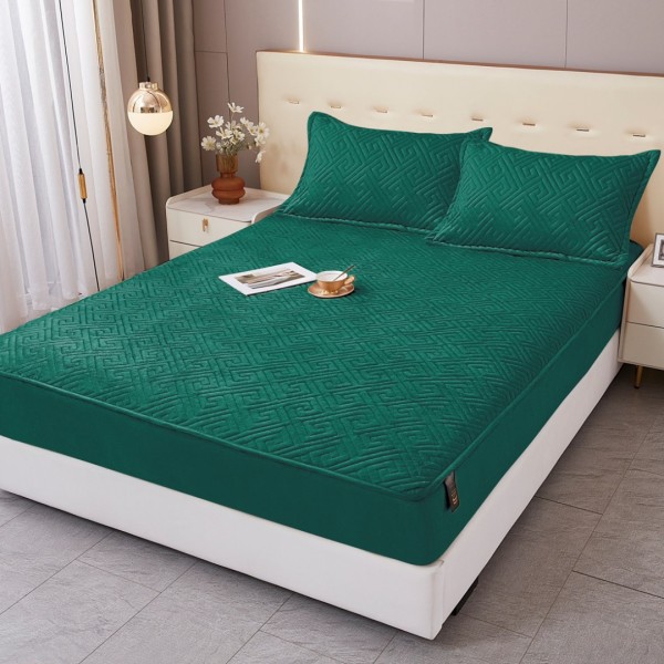 Husă Matlasată Tip Topper din Catifea 160x200cm, cu 2 Fețe de Pernă 50x70cm -  Somn Odihnitor și Susținere pentru Spate, Verde Smarald [1]